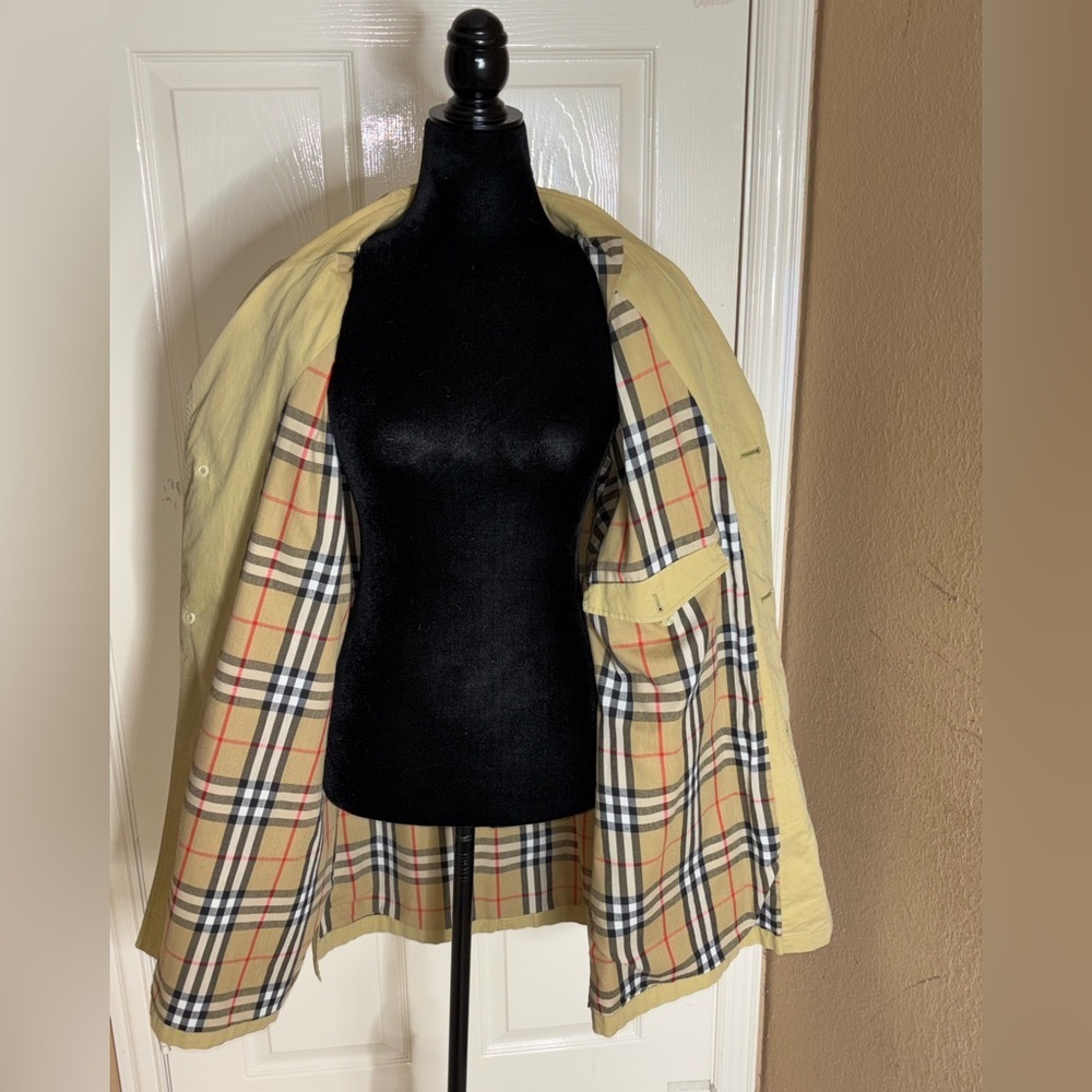 Burberrys Lightweight Jacket Tan Nova Check Plaid Lining men’s XL